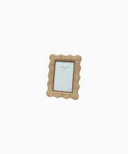 Load image into Gallery viewer, Rattan Wavy Photo Frame 4x6