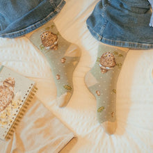 Load image into Gallery viewer, Wrendale Sock Owl
