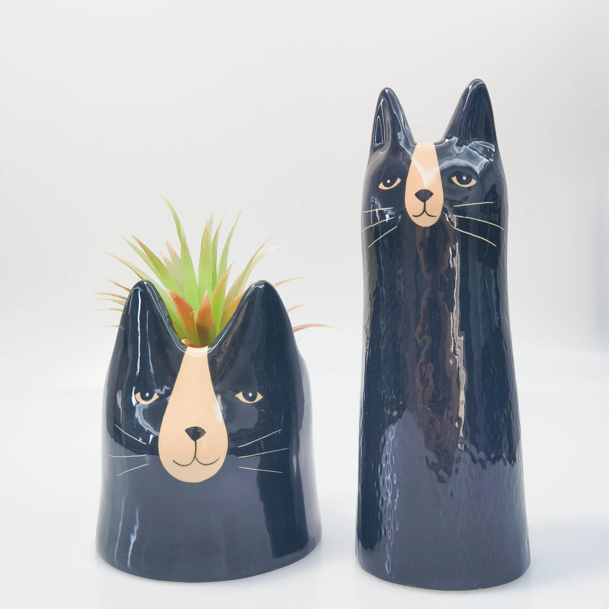 Bailey Cat Vase Black 23cm