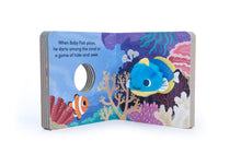 Load image into Gallery viewer, Baby Fish Finger Puppet Book