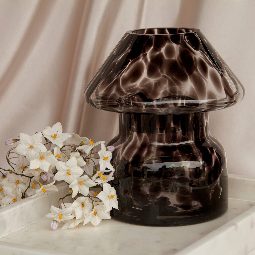 Onyx Black Mushroom Glass Candle