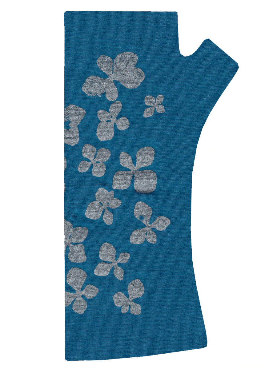 Regular Length Teal Hydrangea Lead