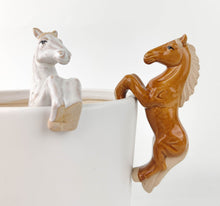 Load image into Gallery viewer, Horse Pot Hanger Tan or White 12cm